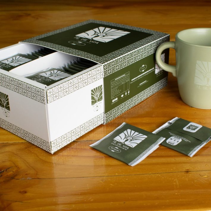 Caja Té de Vida con taza verde y bolsitas de té
